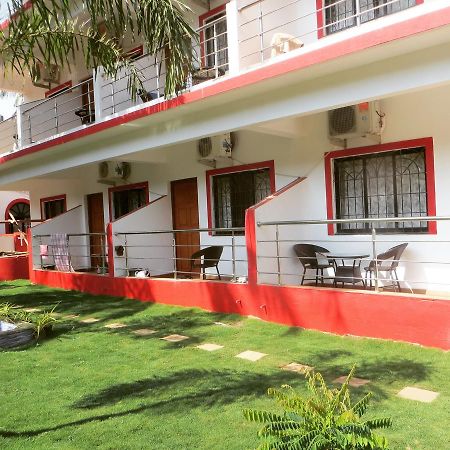 Hotel Mary Joey Baga Exterior photo